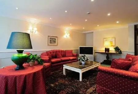Sacconi Apartmanhotel