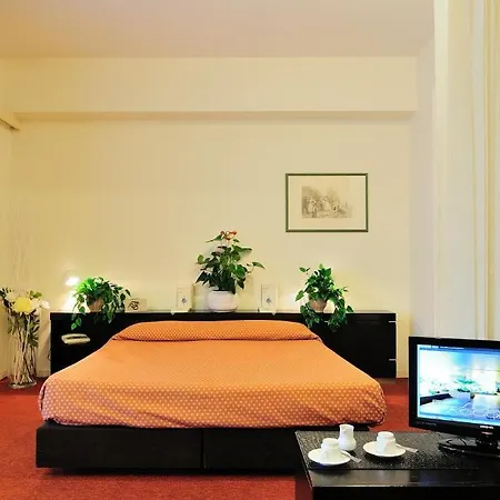Apartmanhotel Sacconi 4*