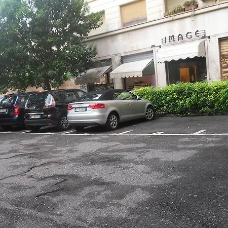 Sacconi Aparthotel Rome